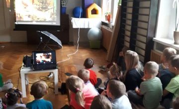 "Przygody Okruszka" - teatrzyk SKRZAT