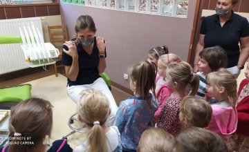 Wizyta 5 latków w gabinecie stomatologicznym