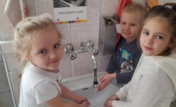 Światowy Dzień Wody w grupie 5 - 6 latków