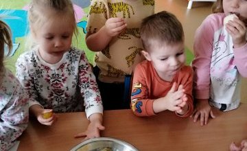 Owocowo i witaminowo w grupie 3 - 4 latków