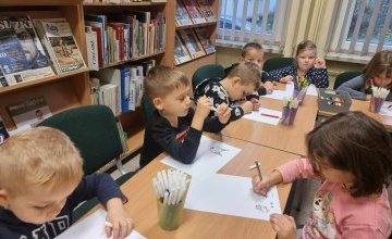 "Z przyrodą za pan brat" - zajęcia biblioteczne w grupie 5 - 6 latków