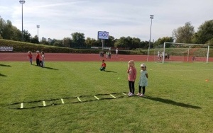 Dzieci na stadionie (15)