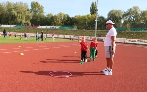 Dzieci na stadionie (13)