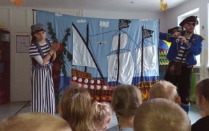 Mali widzowie (2)