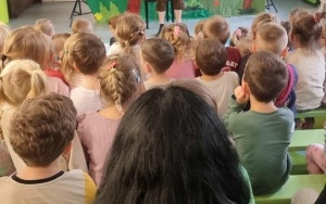 Przedstawienie  (13)