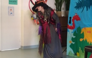 Przedstawienie  (3)