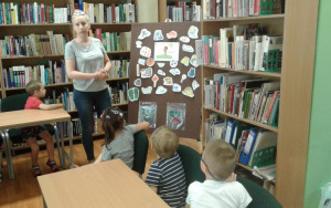 "16 czerwca Dzień Dziecka Afrykańskiego" - zajęcia biblioteczne grupy 4 - latków