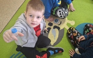 Dzieci na zajęciach (11)