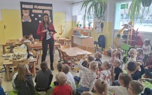 Dzieci na zajęciach (15)