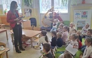 Dzieci na zajęciach (17)