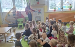 Dzieci na zajęciach (18)