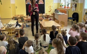 Dzieci na zajęciach (1)