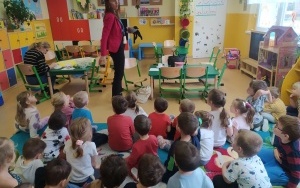 Dzieci na zajęciach (11)