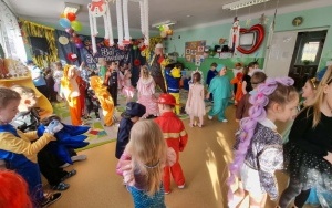 Tańczące przedszkolaki (13)