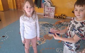 Przedszkolaki świętują (3)