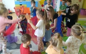 Poznajemy zmysły (2)