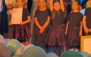 Mali tancerze (11)