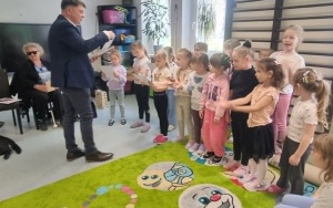 Nauka pomocy innym (2)