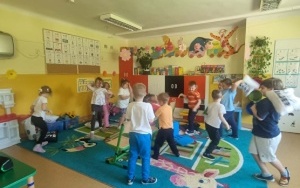 Bitwa na poduszki (1)