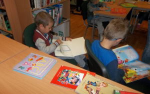 "Dzień Przedszkolaka" - zajęcia biblioteczne 5 - latków