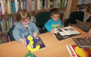 Międzynarodowy Dzień Lotnictwa i Kosmonautyki - zajęcia biblioteczne