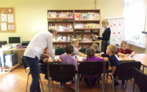 Asterix, Obelix i Mikołajek - zajęcia biblioteczne 6 latków