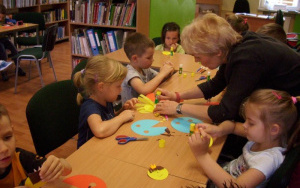 "Księżniczki i książęta" - zajęcia biblioteczne 5 latków