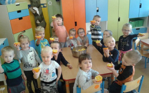 Program edukacyjny "5 porcji warzyw, owoców lub soku"