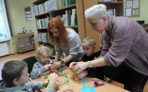 "Karnawał" - zajęcia biblioteczne 6 latków