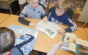 "Dzień Niedźwiedzia Polarnego" - zajęcia biblioteczne 6 latków