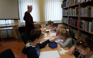 "Kto wymyślił książki? - Międzynarodowy Dzień Pisarzy" - zajęcia biblioteczne 5 latków