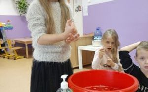 Światowy Dzień Mycia Rąk w naszym przedszkolu (7)