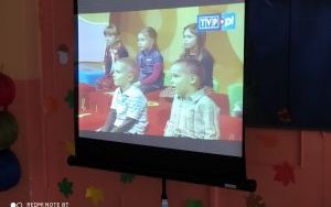 Przedszkolaki oglądają "Jedynkowe Przedszkole" (5)