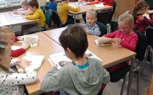 "Światowy Dzień Numbata" - zajęcia biblioteczne w grupie 6 latków (6)