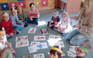 Międzynarodowy Dzień Postaci z Bajek - grupa 6 latki  (7)