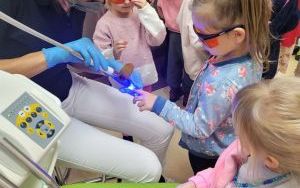 Wizyta 5 latków w gabinecie stomatologicznym (1)
