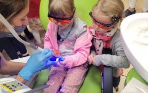 Wizyta 5 latków w gabinecie stomatologicznym (4)
