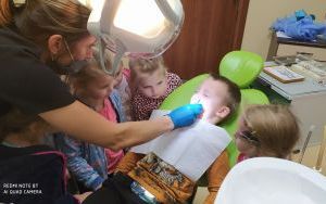Wizyta 5 latków w gabinecie stomatologicznym (2)
