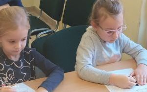 "Dzień Postaci z Bajek" - zajęcia biblioteczne w grupie 5 latków (10)