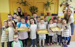 „Międzynarodowy Dzień Pizzy” w grupie 6 latków (8)