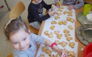 Ozdabianie ciasteczek w grupie 4 latków (11)