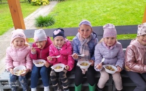 Święto Pieczonego Ziemniaka w grupie 6 latków (8)