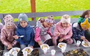 Święto Pieczonego Ziemniaka w grupie 6 latków (1)