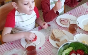 Dzień Zdrowego Śniadania - grupa 4 - 5 latki (10)