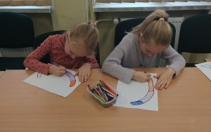 "Międzynarodowy Dzień Puzzli" - zajęcia biblioteczne w grupie 6 latków (15)