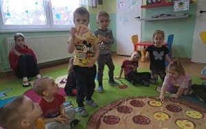 Dzień Pizzy w grupie 3 - 4 latków (9)