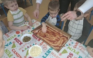 Dzień Pizzy w grupie 3 - 4 latków (3)