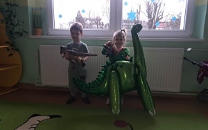 Dzień Dinozaura w grupie 3 - 4 latków (12)