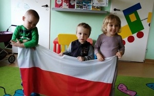 Dzień Flagi - grupa 3 - 4 latki (12)